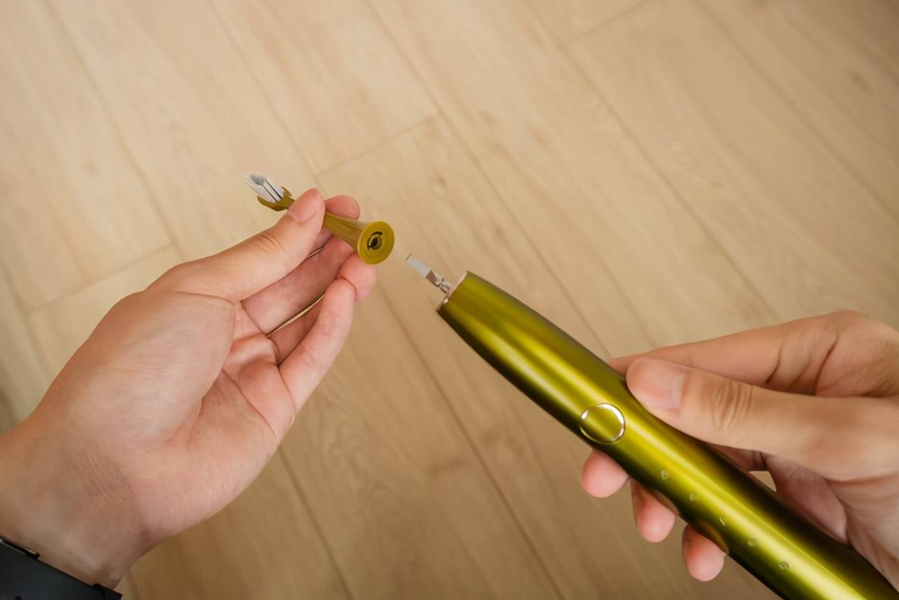 ‘AG亚娱集团官方’
有须要买电动牙刷吗 罗曼为您解答(图2) ‘AG亚娱集团官方’
有须要买电动牙刷吗 罗曼为您解答(图2)