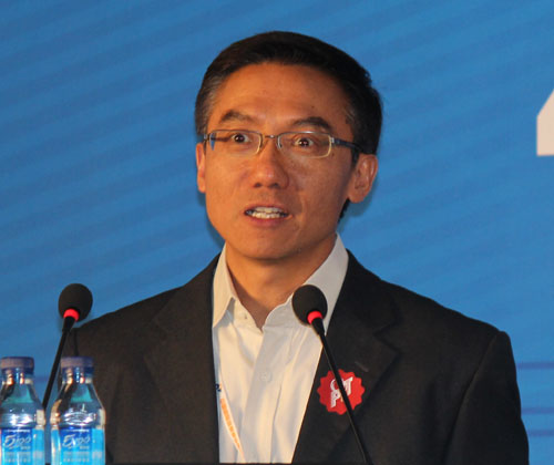 车停路边被撞,先报警还是报保险?顺序错了一分赔偿也拿不到“AG亚娱集团”(图3) AG亚娱集团官方